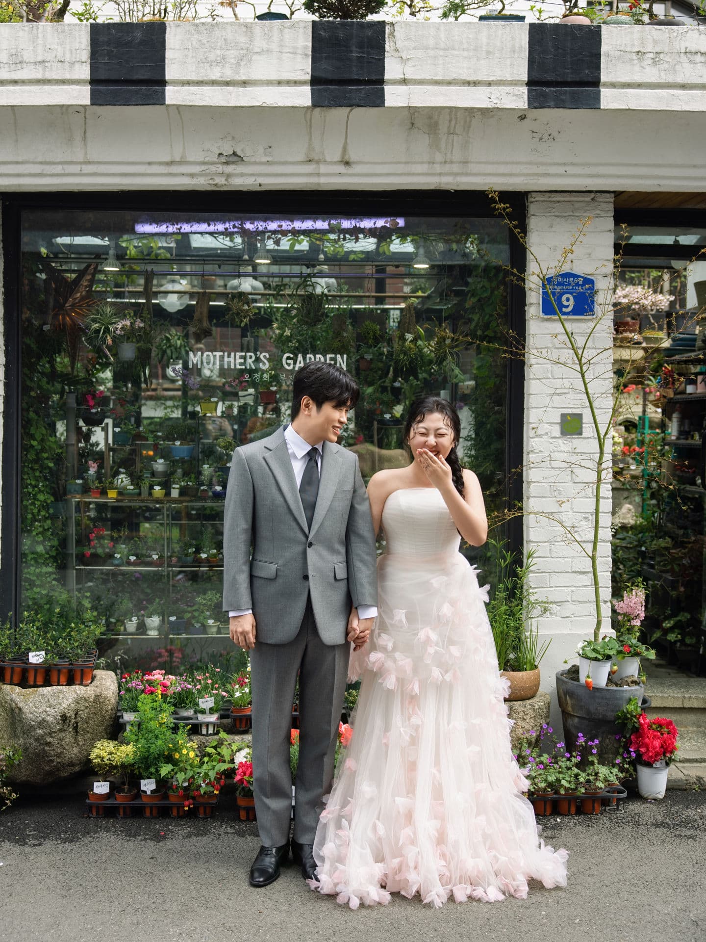 백기성과 박유진 일러스트